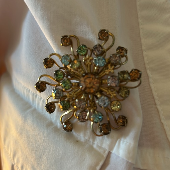 Vintage Rhinestone Brooch Unmarked Purple, Green, Blue & Brown - Picture 3 of 5